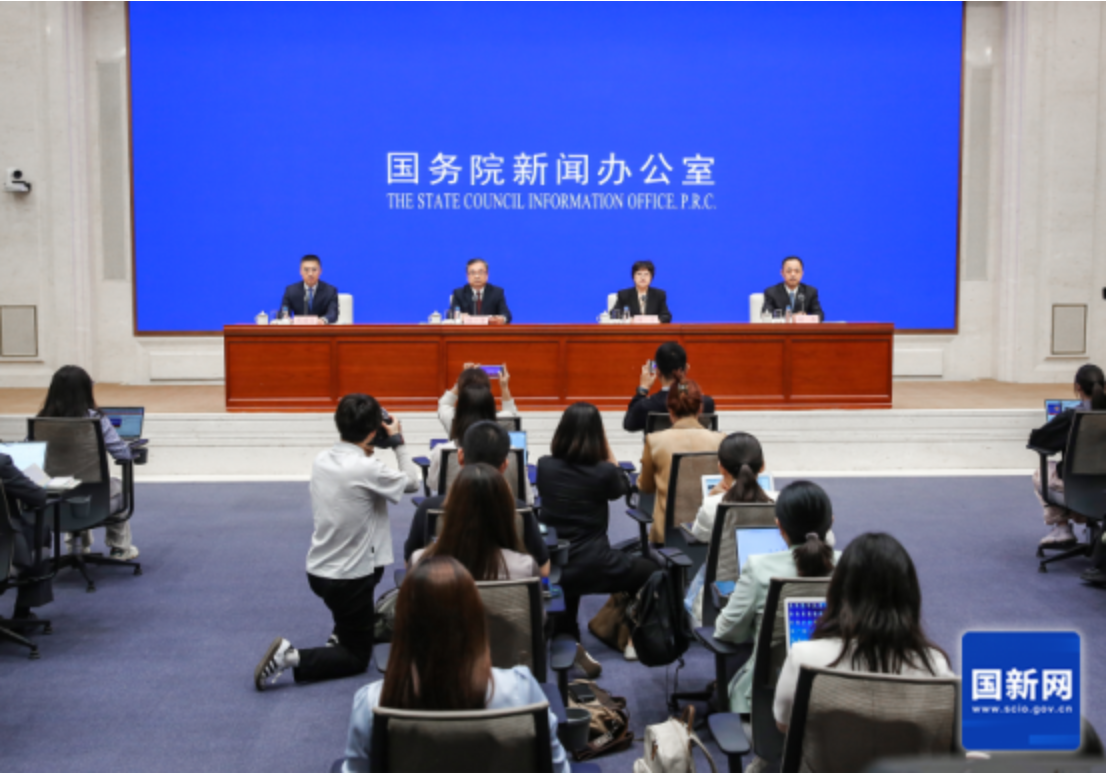 工信部：开源鸿蒙生态加速演进，产品种类超1200款、总量超11.9亿台